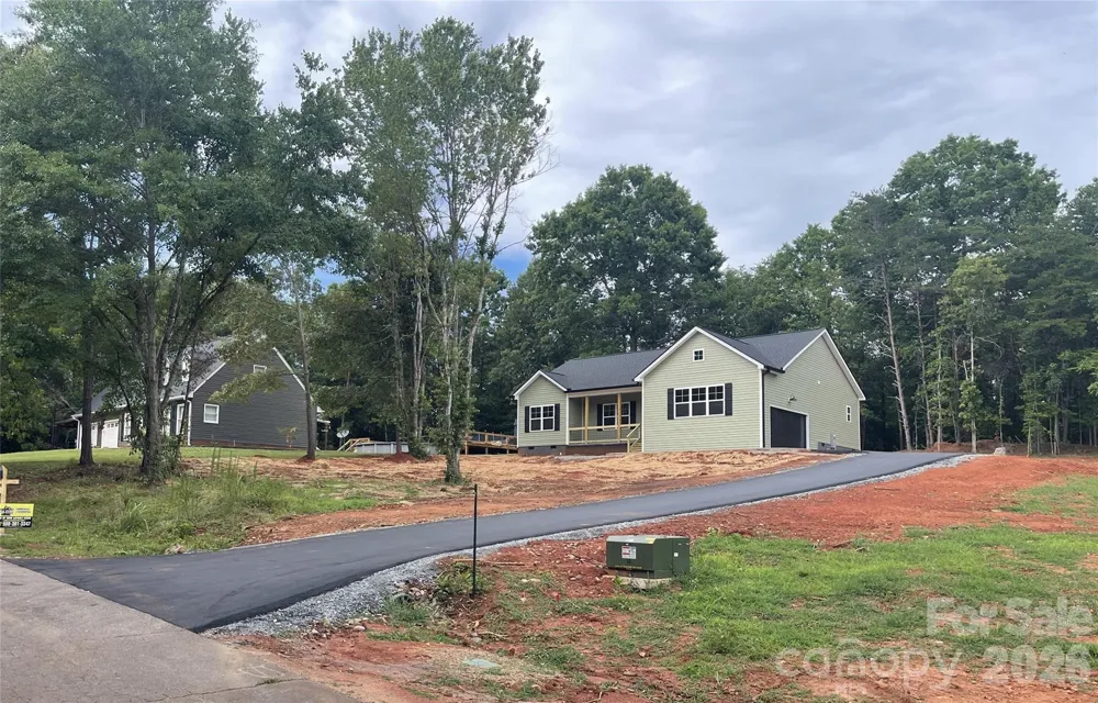 321 Whispering Pines Circle Forest City, NC 28043