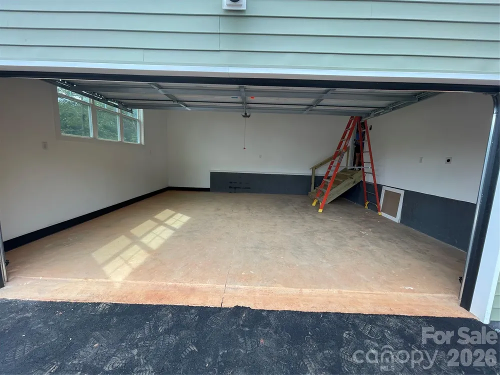 321 Whispering Pines Circle Forest City, NC 28043