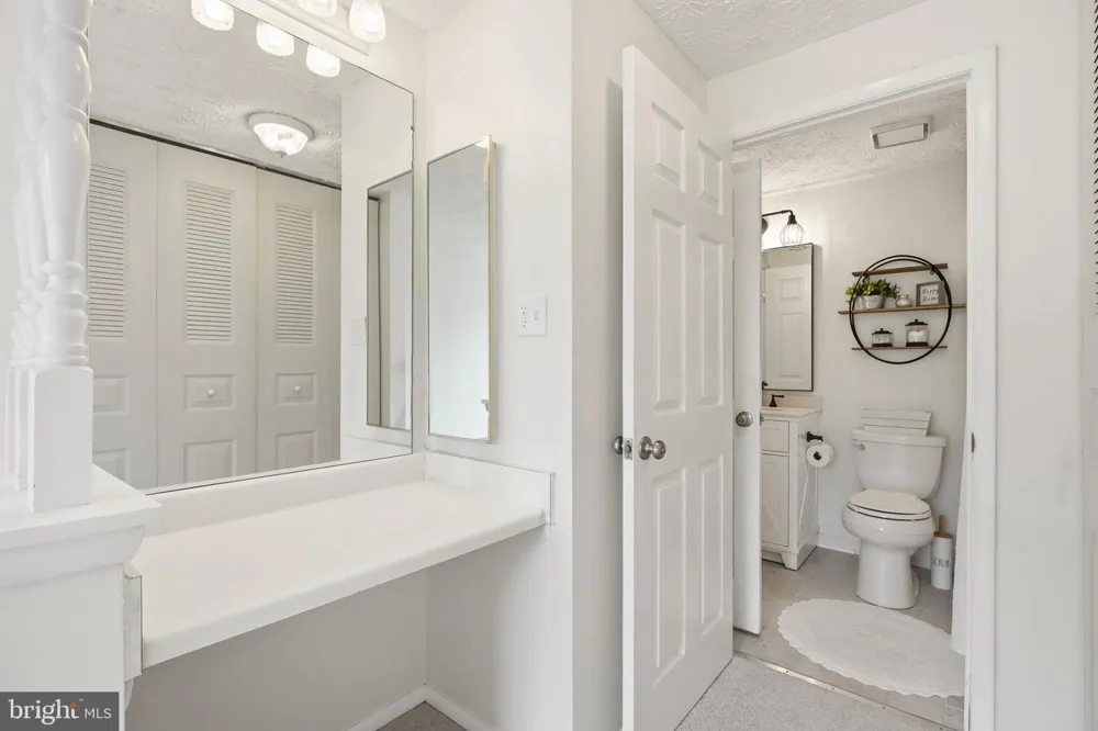 8273 MARY LEE LANE Laurel, MD 20723