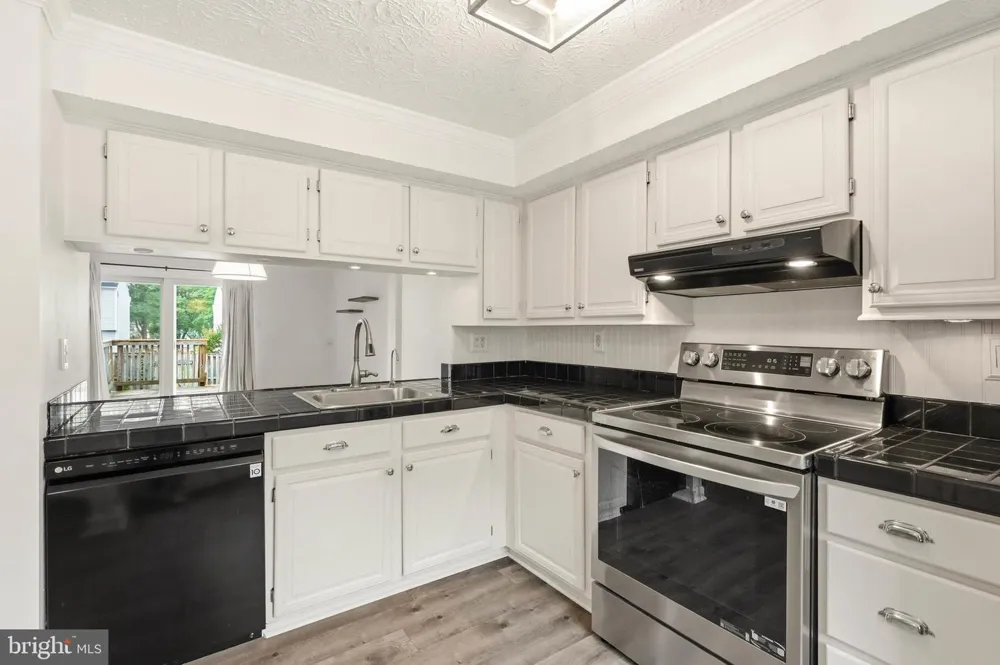 8273 MARY LEE LANE Laurel, MD 20723