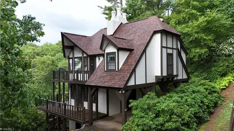 54 Windermere Way