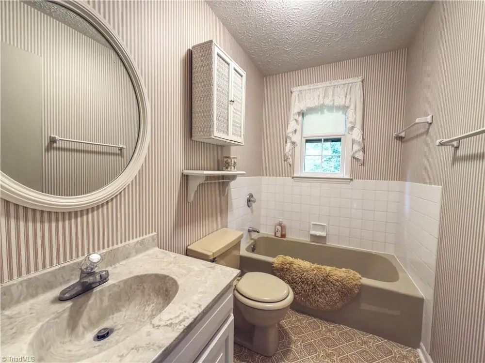54 Windermere Way Fancy Gap, VA 24328