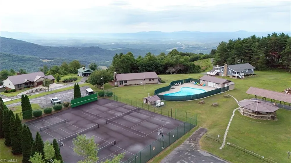 54 Windermere Way Fancy Gap, VA 24328