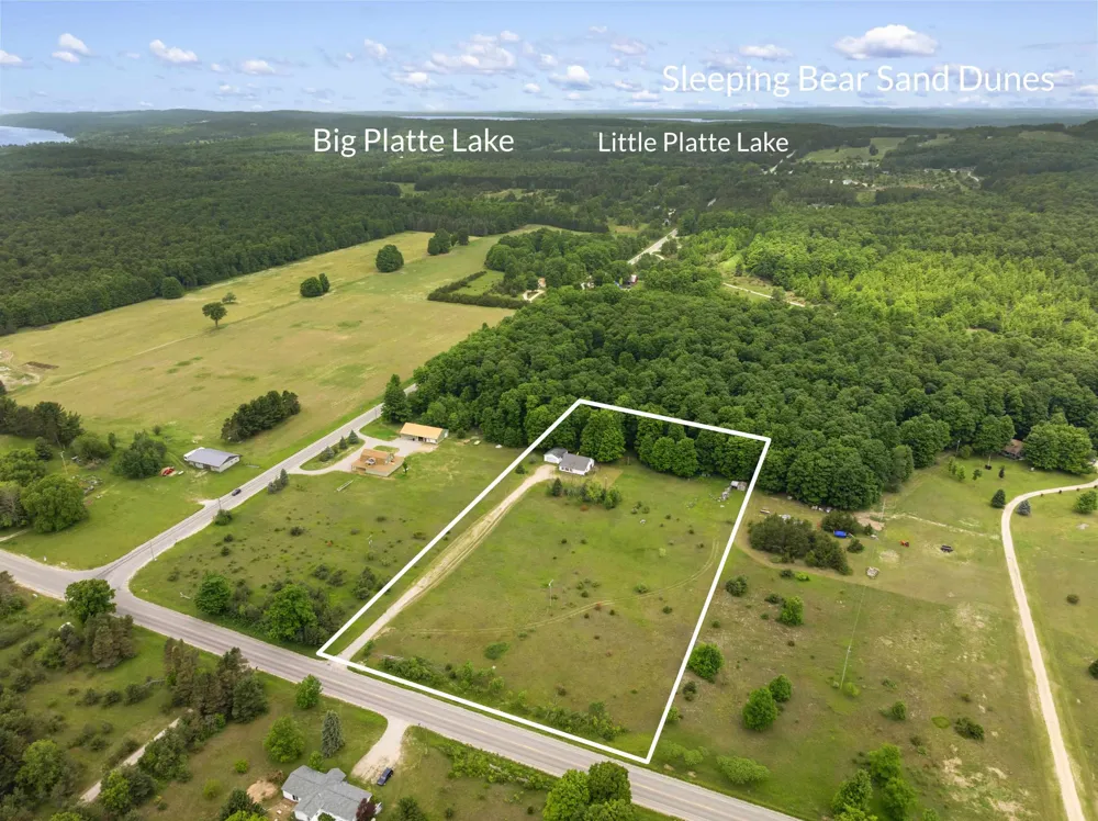 10080 Homestead Road Homestead Township, MI 49617