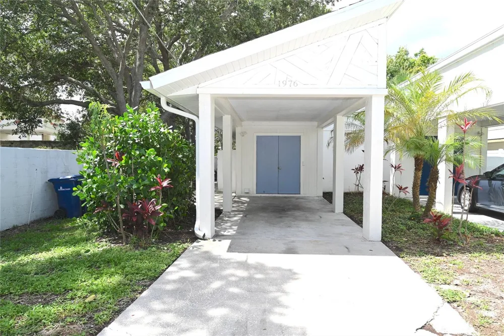 1976 DEBBIE STREET Sarasota, FL 34231