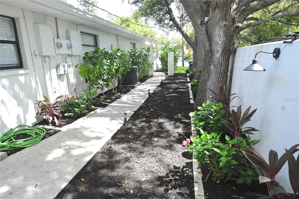 1976 DEBBIE STREET Sarasota, FL 34231