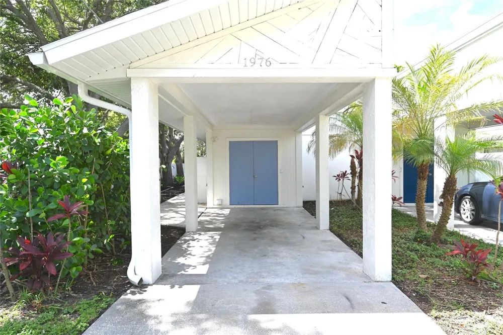 1976 DEBBIE STREET Sarasota, FL 34231