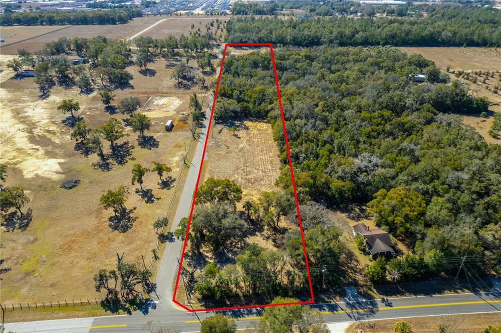250 MCGUIRE RD Apopka, FL 32712