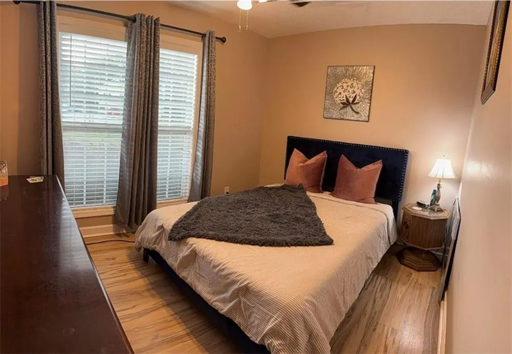 18 J & J DRIVE Lavonia, GA 30553
