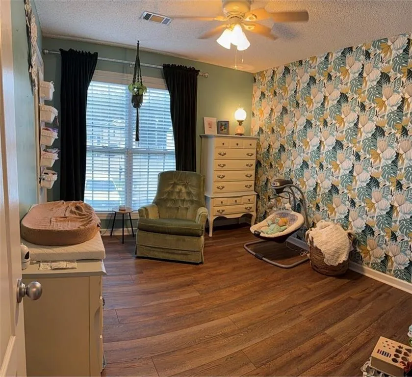 18 J & J DRIVE Lavonia, GA 30553