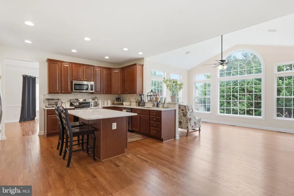 11257 SUFFOLK DRIVE Hagerstown, MD 21742