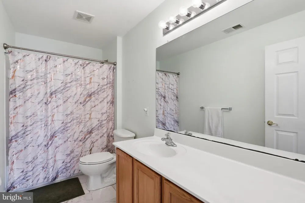 11257 SUFFOLK DRIVE Hagerstown, MD 21742