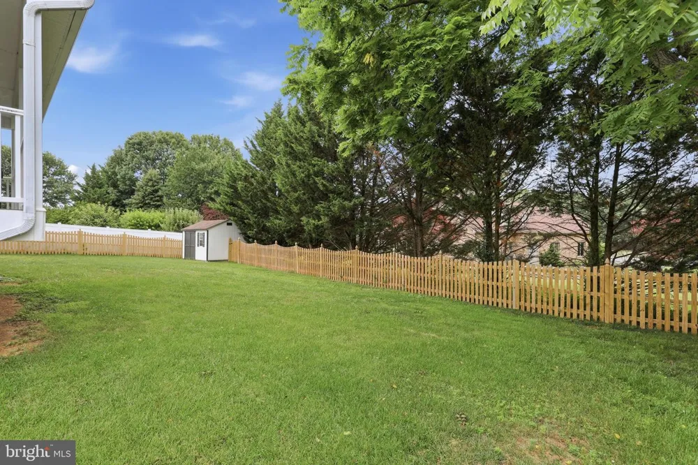 11257 SUFFOLK DRIVE Hagerstown, MD 21742