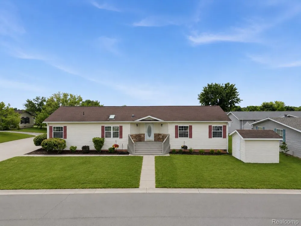 11078 Stony River Court #522 Green Oak Township, MI 48178