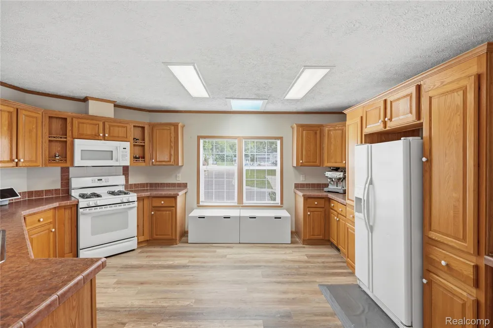 11078 Stony River Court #522 Green Oak Township, MI 48178