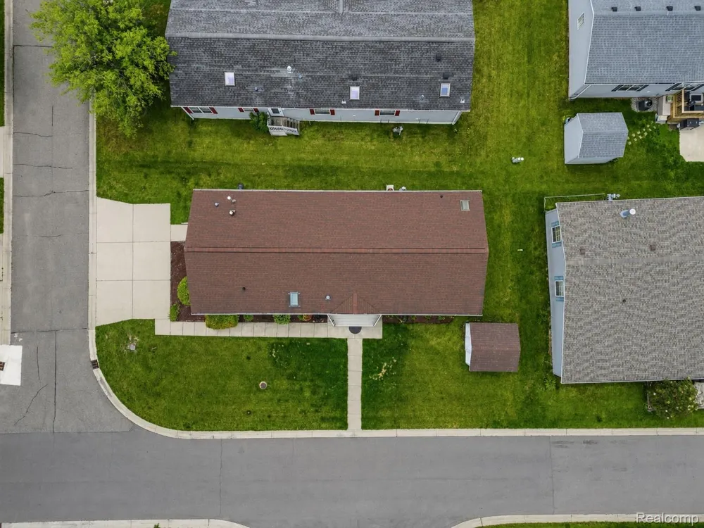 11078 Stony River Court #522 Green Oak Township, MI 48178