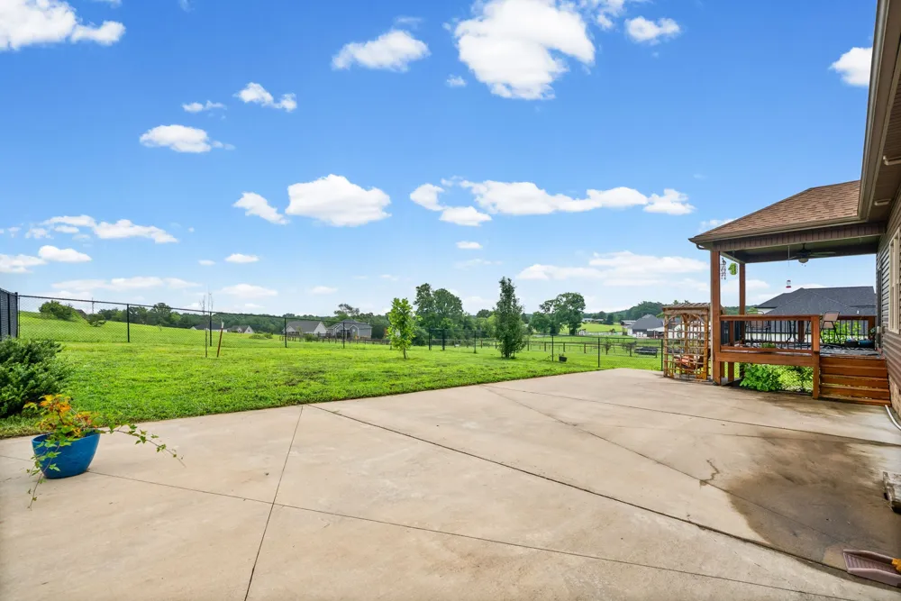 4133 Liverworth Rd Southside, TN 37171