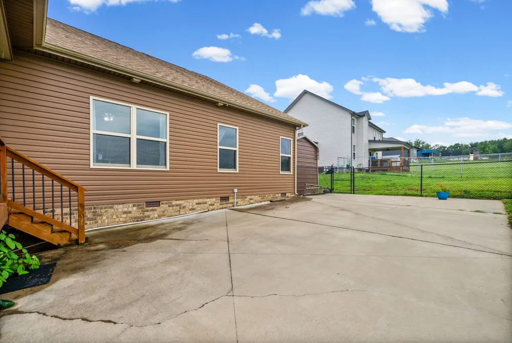 4133 Liverworth Rd Southside, TN 37171