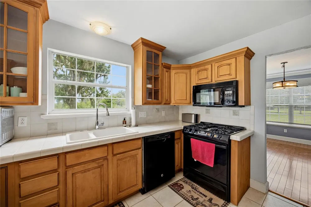 21601 OLD BELLAMY ROAD Alachua, FL 32615
