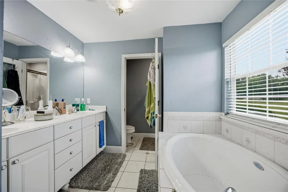 21601 OLD BELLAMY ROAD Alachua, FL 32615