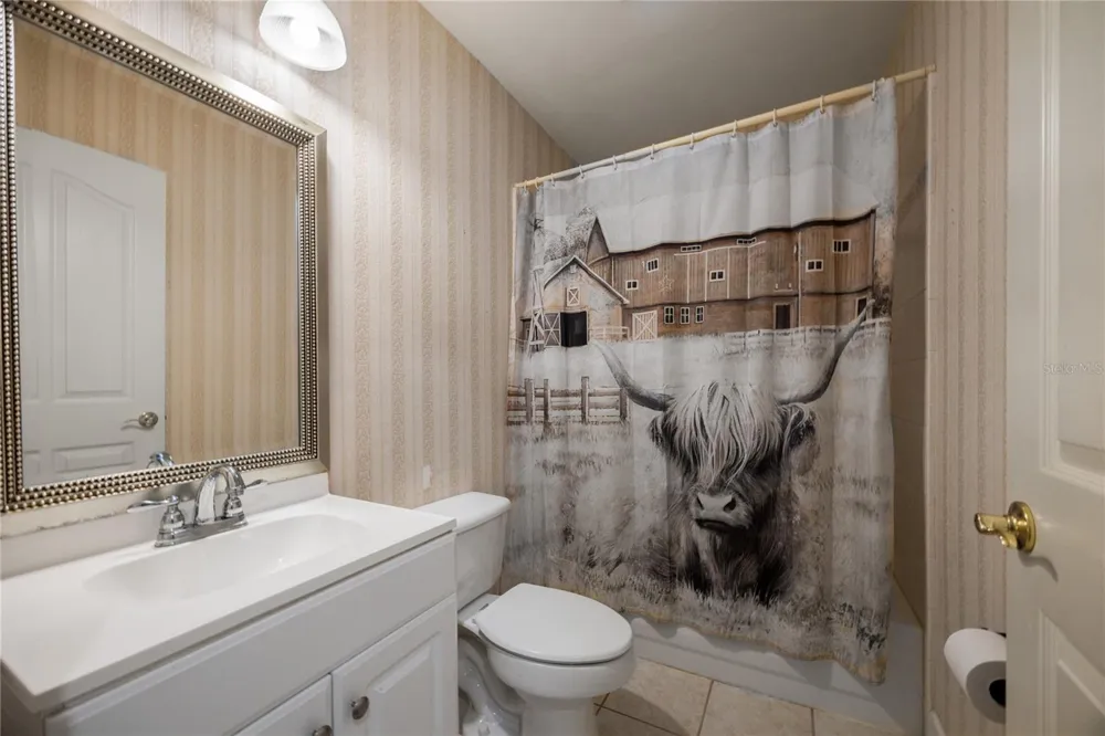 21601 OLD BELLAMY ROAD Alachua, FL 32615