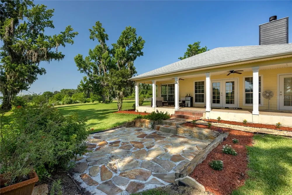 21601 OLD BELLAMY ROAD Alachua, FL 32615