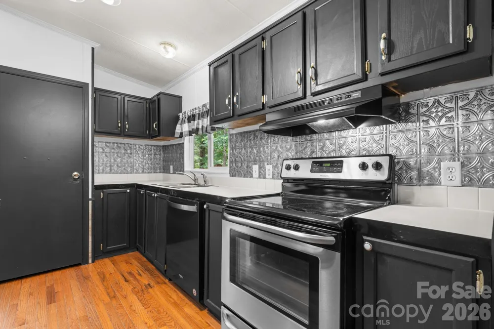 4901 Uncle Freds Place Morganton, NC 28655