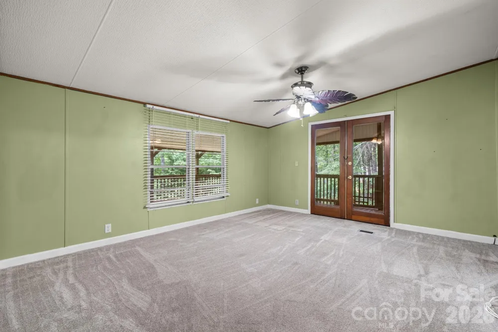 4901 Uncle Freds Place Morganton, NC 28655