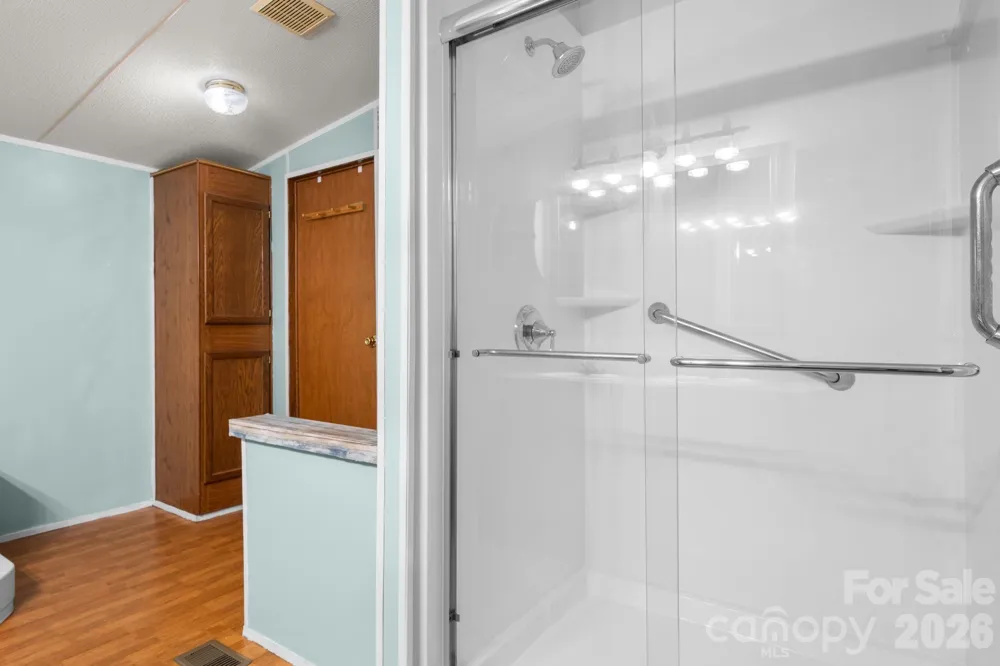 4901 Uncle Freds Place Morganton, NC 28655