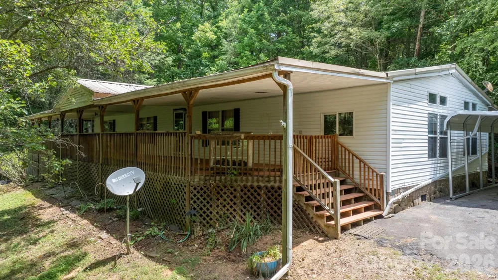 4901 Uncle Freds Place Morganton, NC 28655