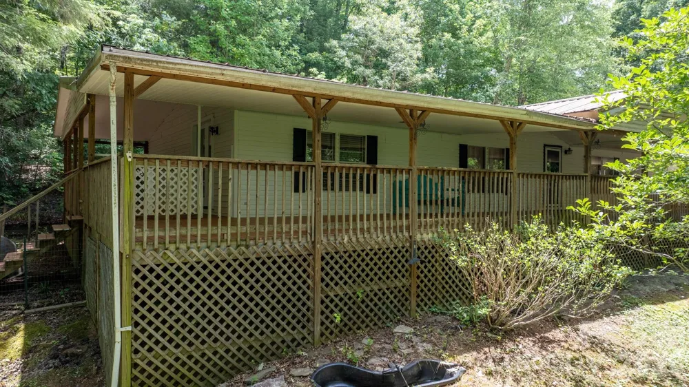 4901 Uncle Freds Place Morganton, NC 28655