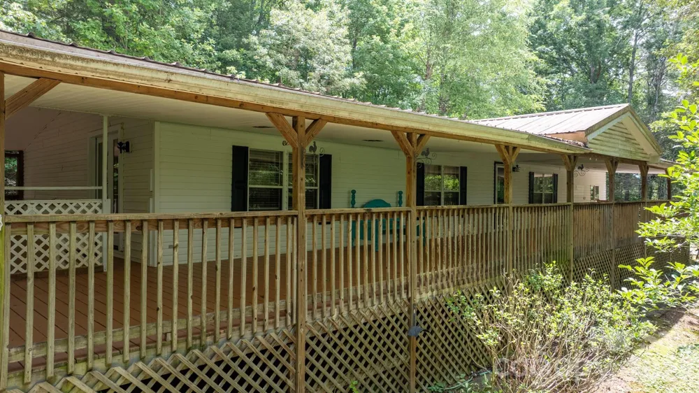 4901 Uncle Freds Place Morganton, NC 28655