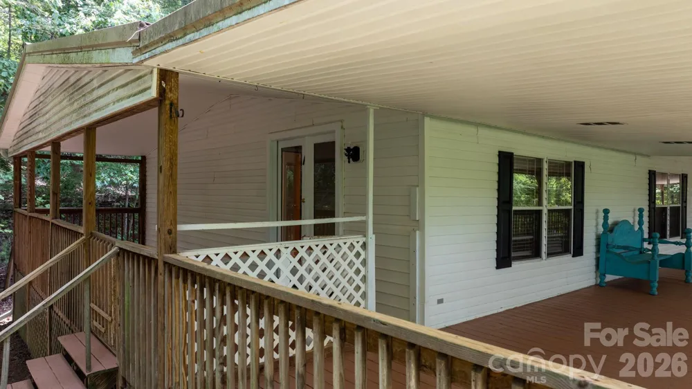 4901 Uncle Freds Place Morganton, NC 28655