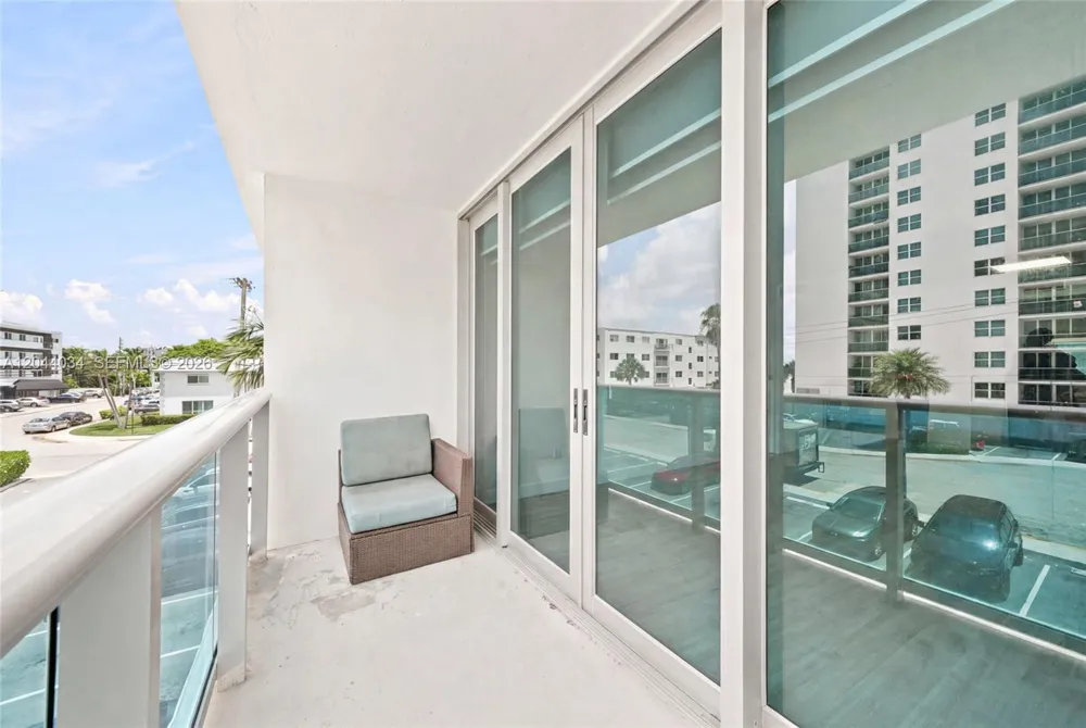 7501 E Treasure Dr #2S North Bay Village, FL 33141
