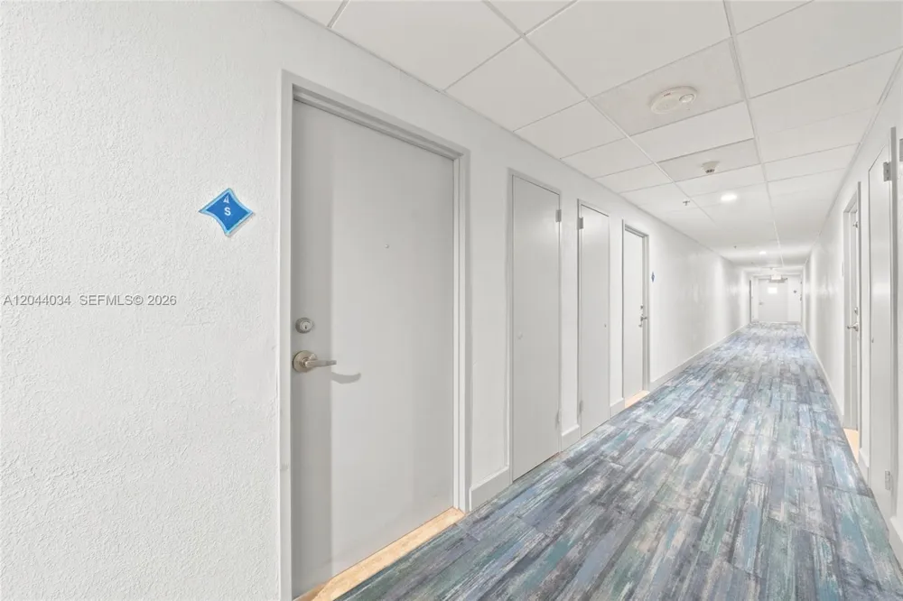 7501 E Treasure Dr #2S North Bay Village, FL 33141