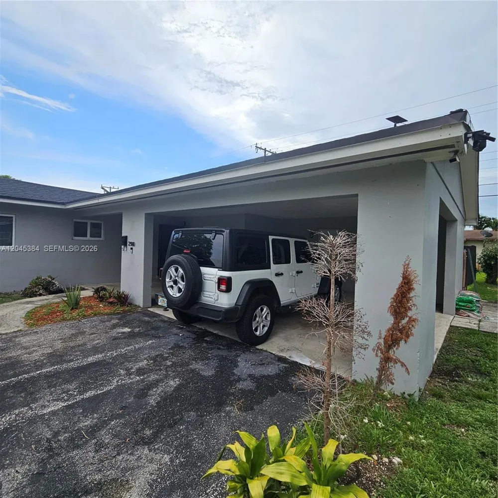 2900 NW 187th St #0 Miami Gardens, FL 33056