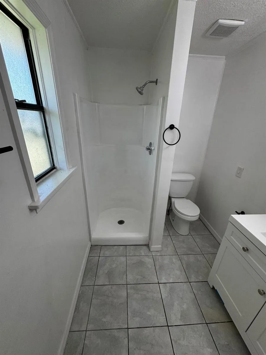 1464 W 32nd Street Riviera Beach, FL 33404