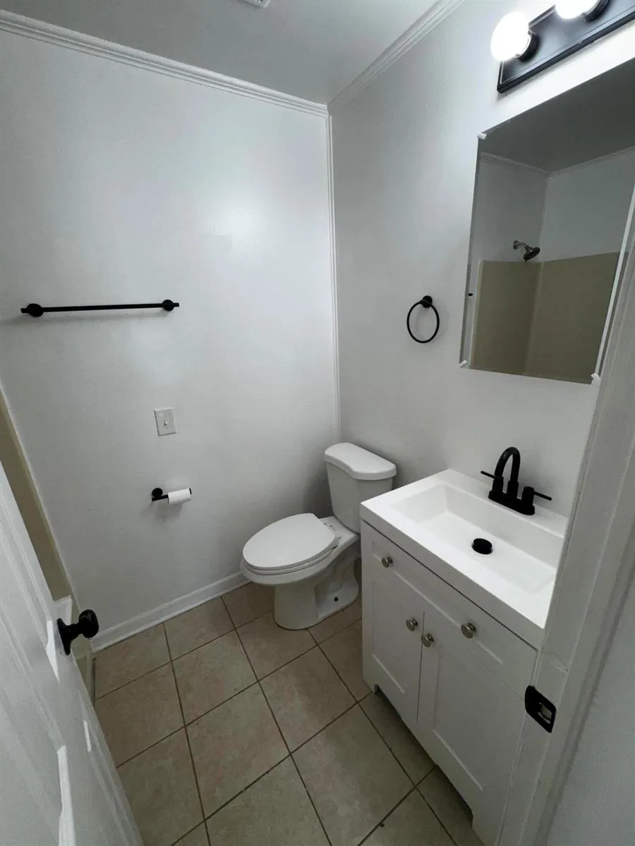 1464 W 32nd Street Riviera Beach, FL 33404