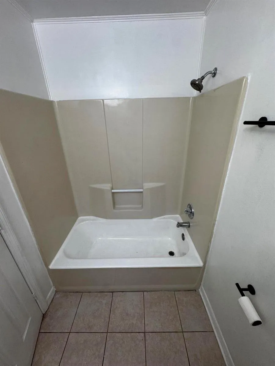 1464 W 32nd Street Riviera Beach, FL 33404