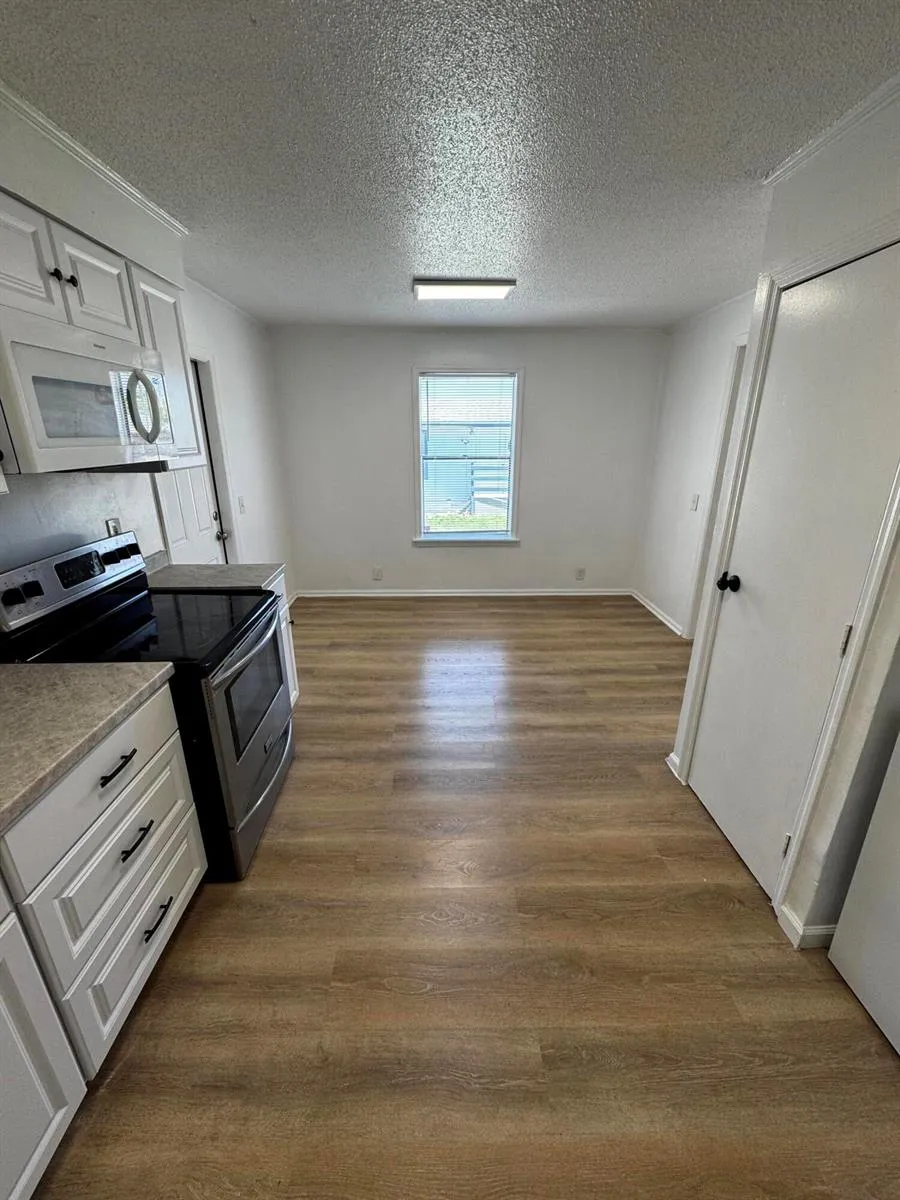 1464 W 32nd Street Riviera Beach, FL 33404