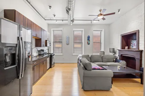 1202 Main Street #1