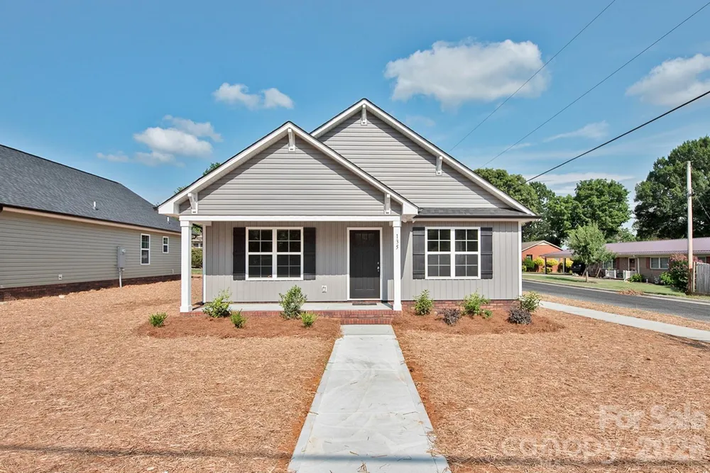 135 Beaver Street Landis, NC 28088