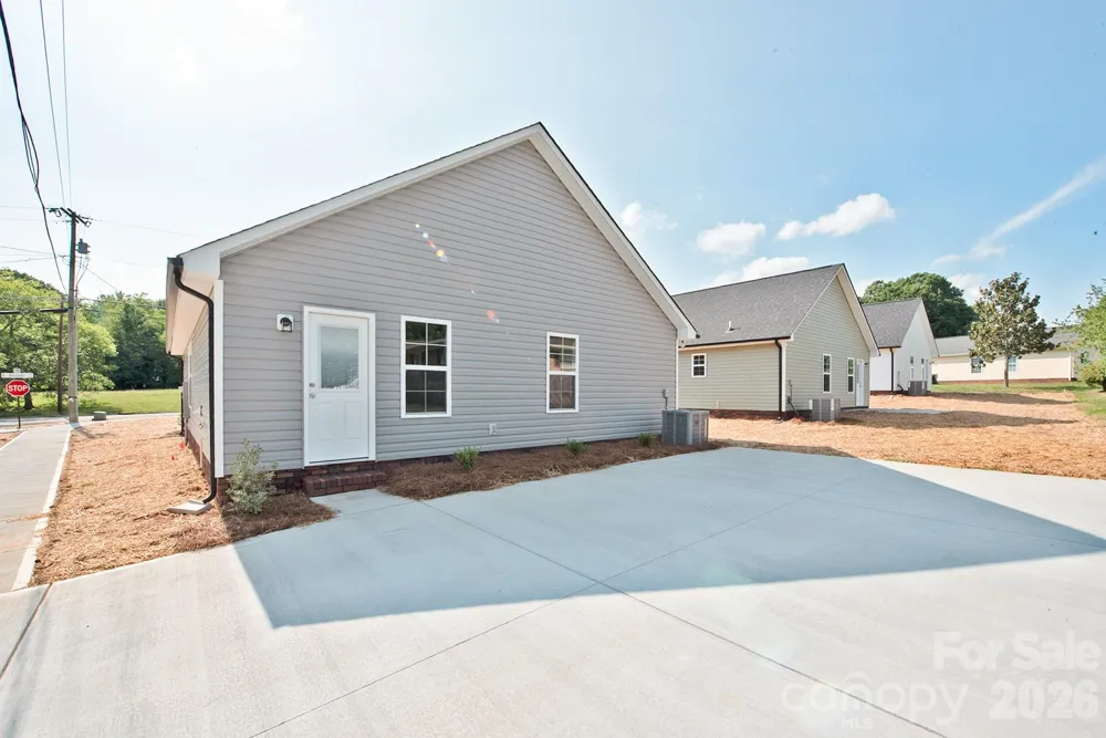 135 Beaver Street Landis, NC 28088