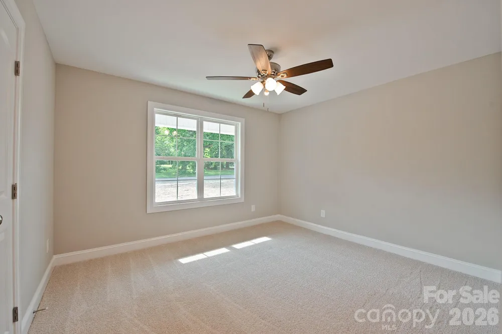 135 Beaver Street Landis, NC 28088