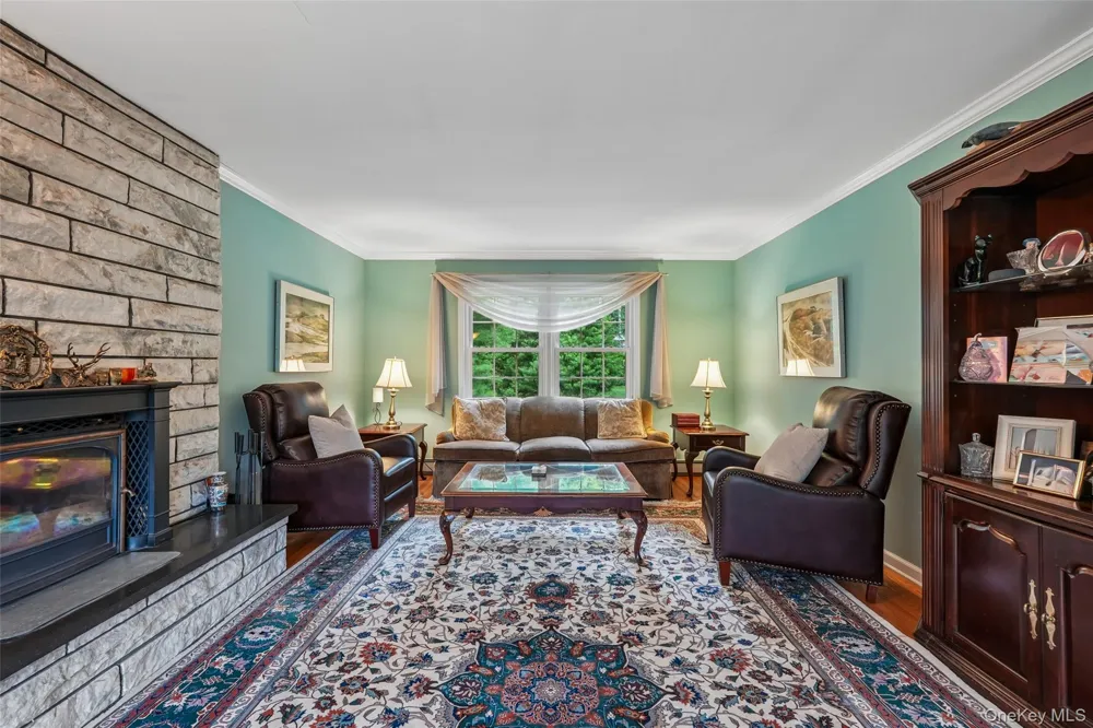 5 Lacona Road Mahopac, NY 10541