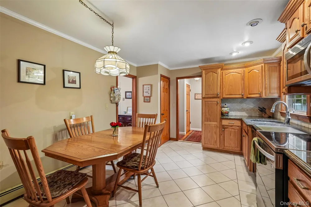5 Lacona Road Mahopac, NY 10541