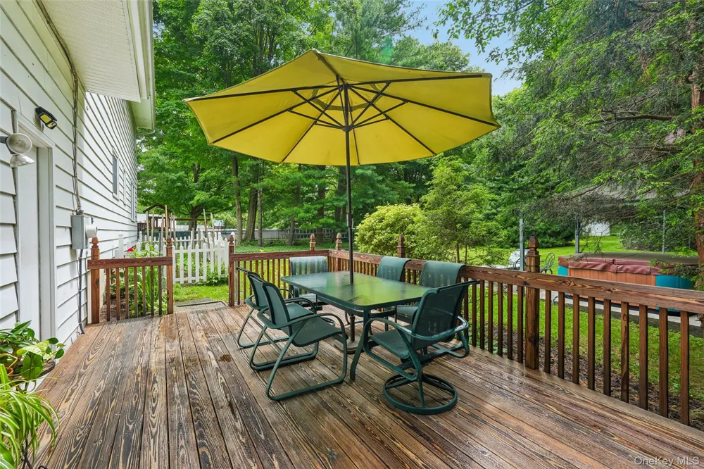 5 Lacona Road Mahopac, NY 10541