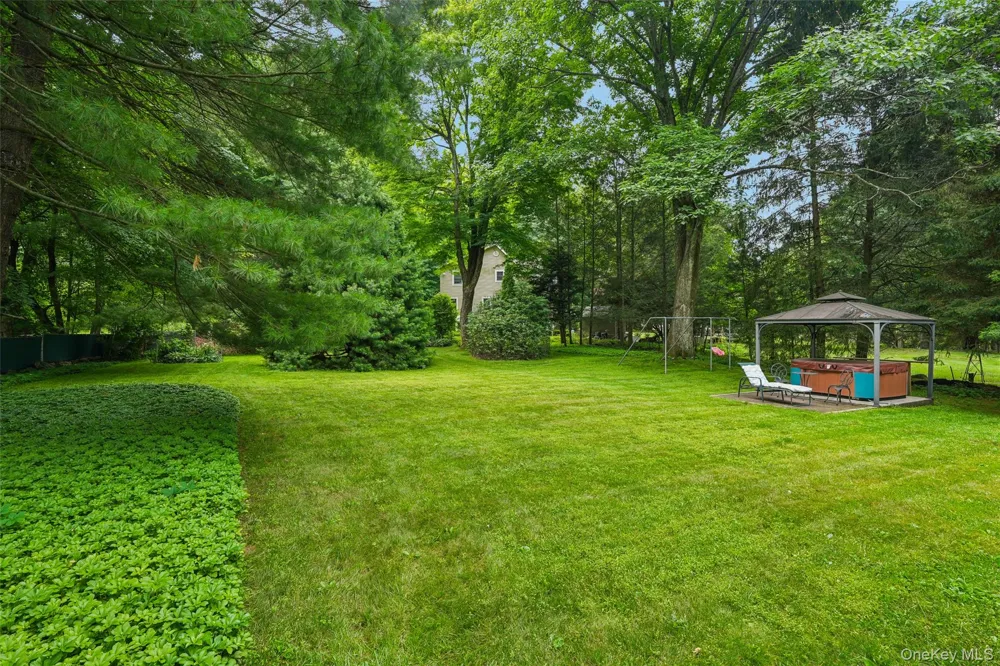 5 Lacona Road Mahopac, NY 10541
