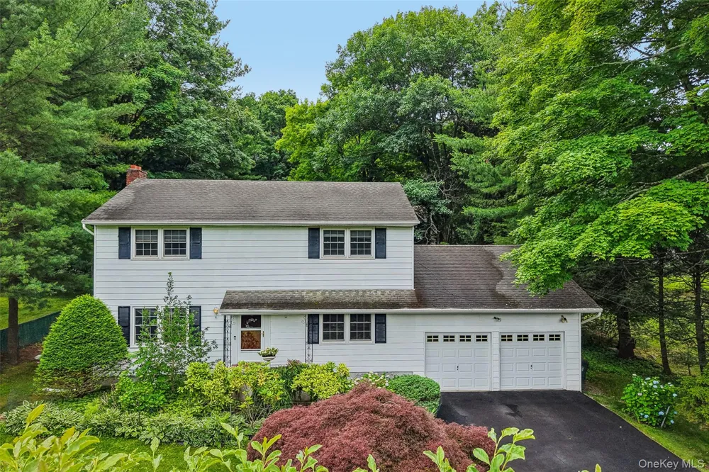 5 Lacona Road Mahopac, NY 10541