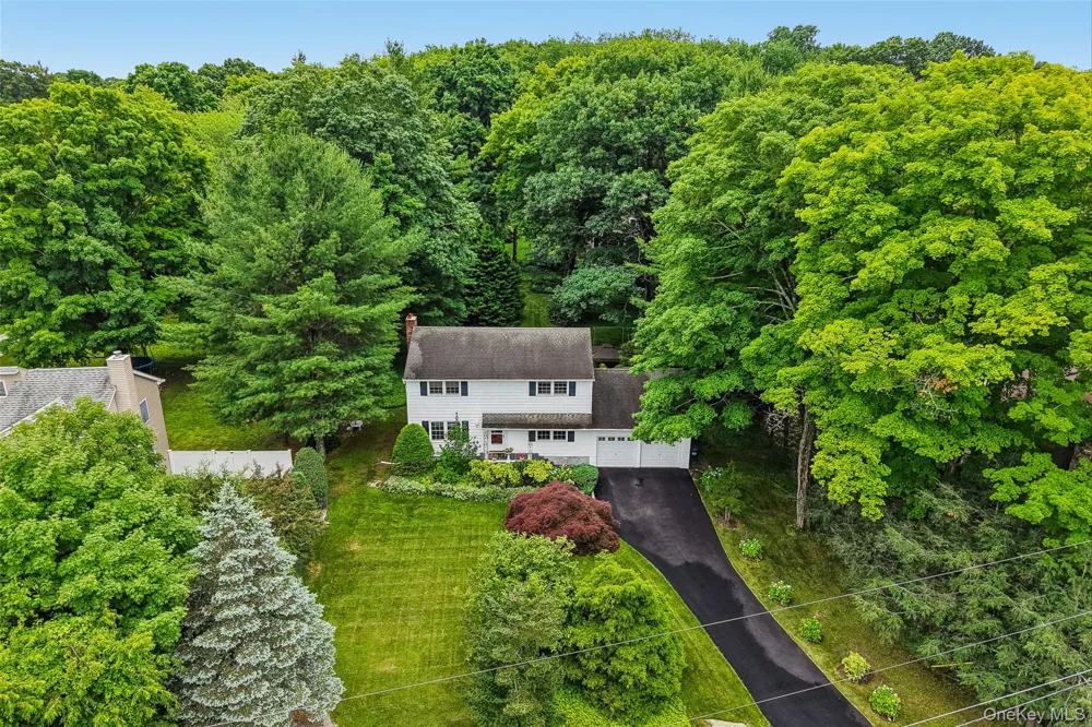 5 Lacona Road Mahopac, NY 10541